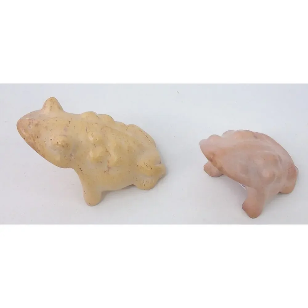 Vintage Hand Carved Soapstone Frogs Made In Kenya Set of 2